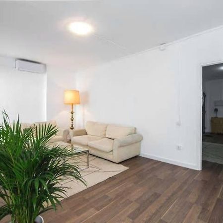 Sagarda Familia Private Sunny Room Barcelona Exterior photo